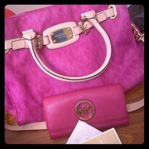 Michael Kors Purse & Wallet